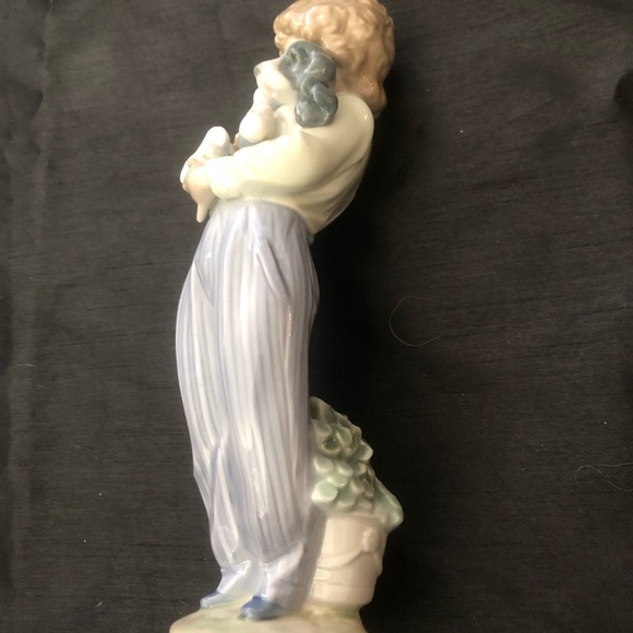 Lladro #7609 - Picture 5 of 7